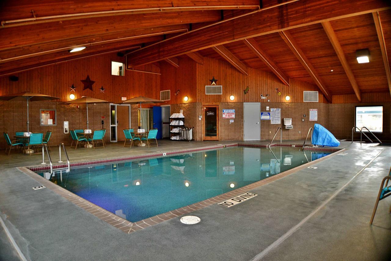 Americinn By Wyndham Calumet Eksteriør billede